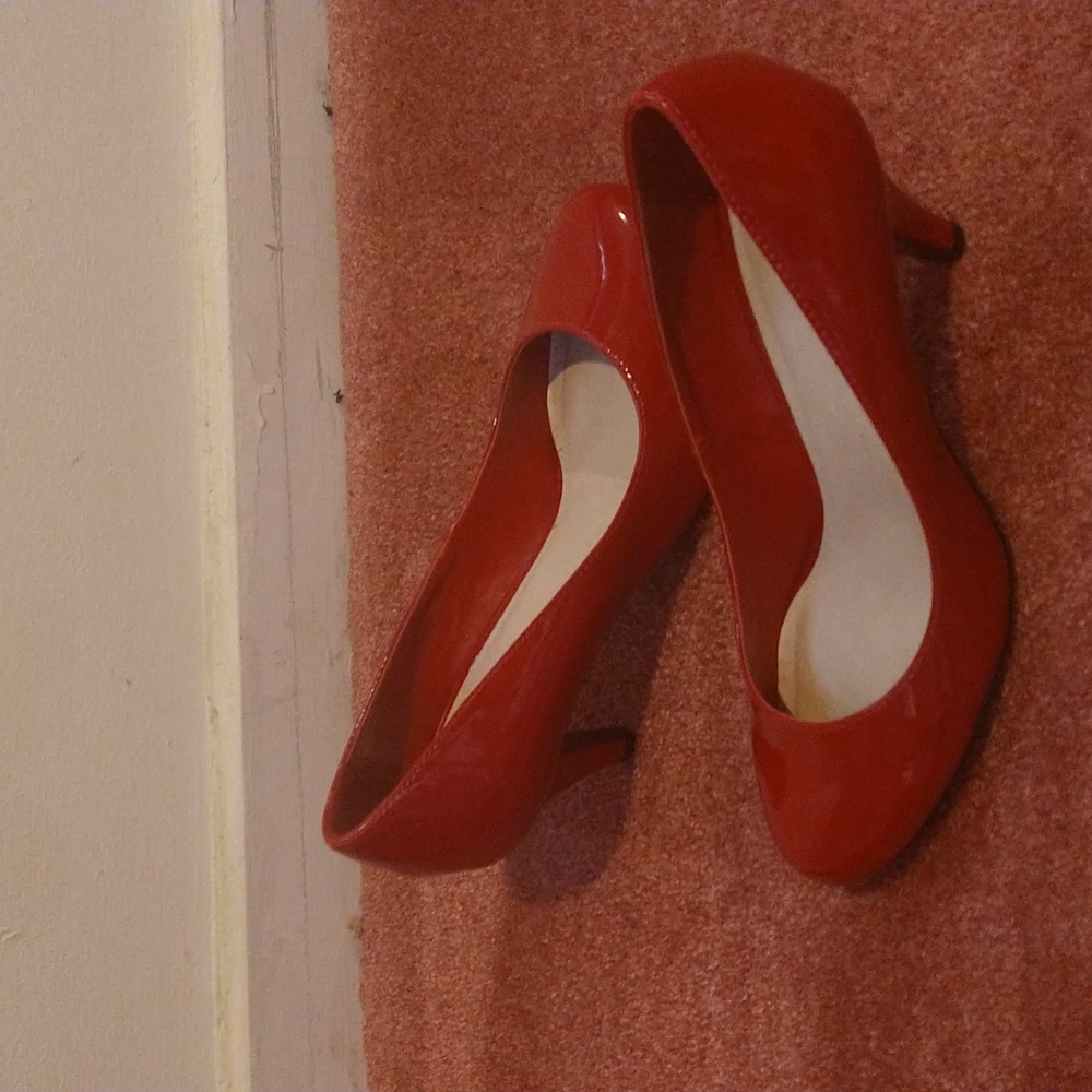 High heels - Picture 4 of 4